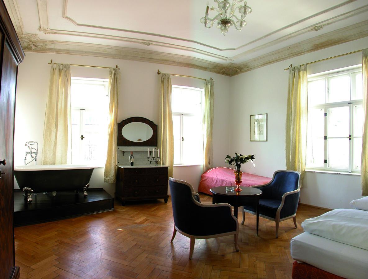 Hotel Mariandl Мюнхен Екстериор снимка
